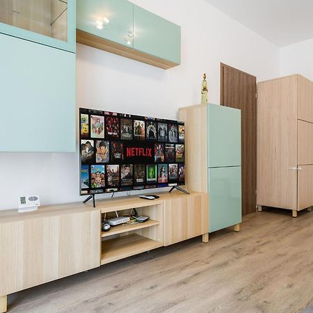 Politehnica Deluxe Apartment บูคาเรสต์ ภายนอก รูปภาพ